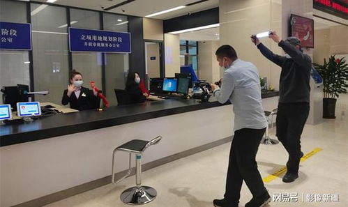 巴郎影業助力 烏魯木齊市政務服務管理局拜年視頻拍攝順利完成